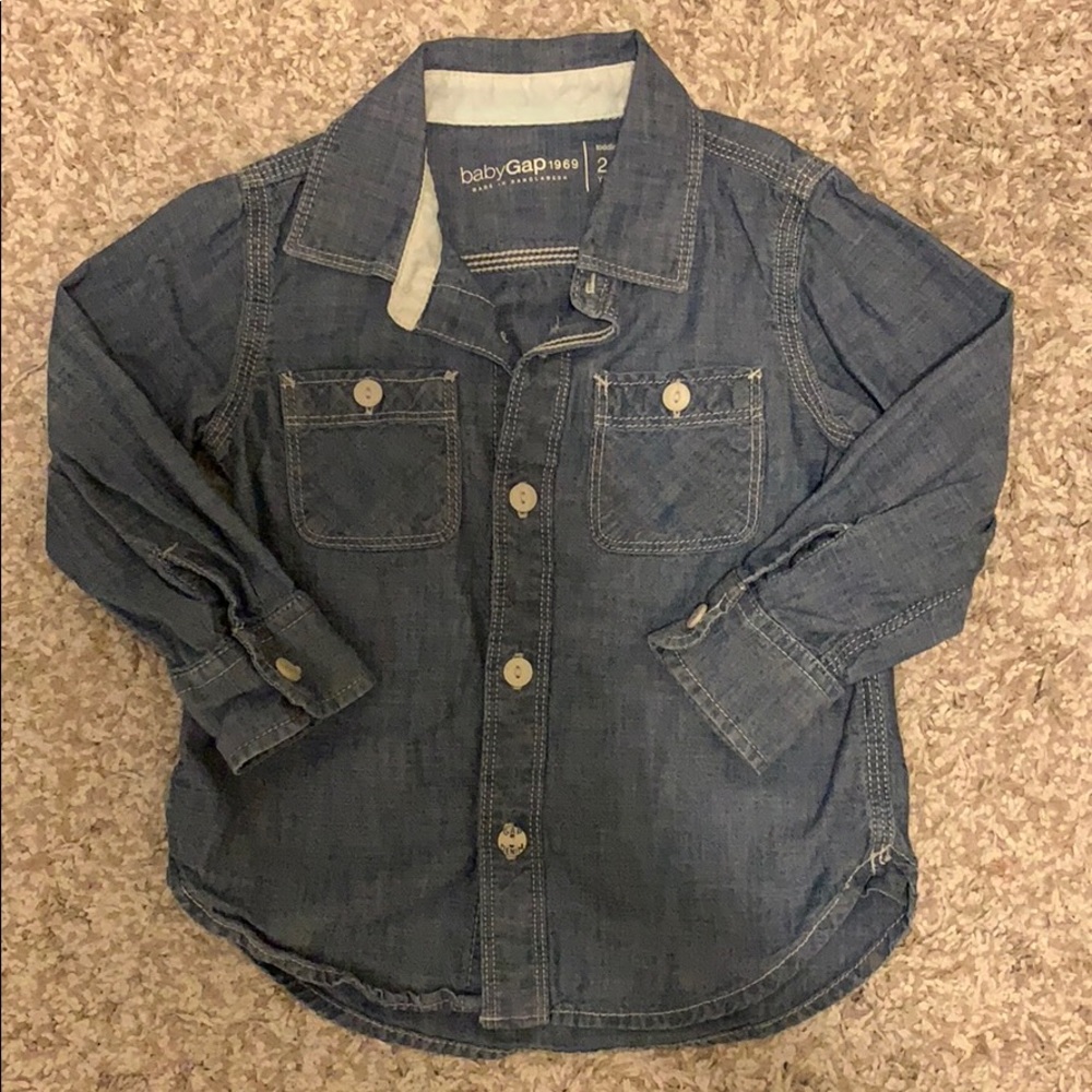 GAP Chambray Button Down